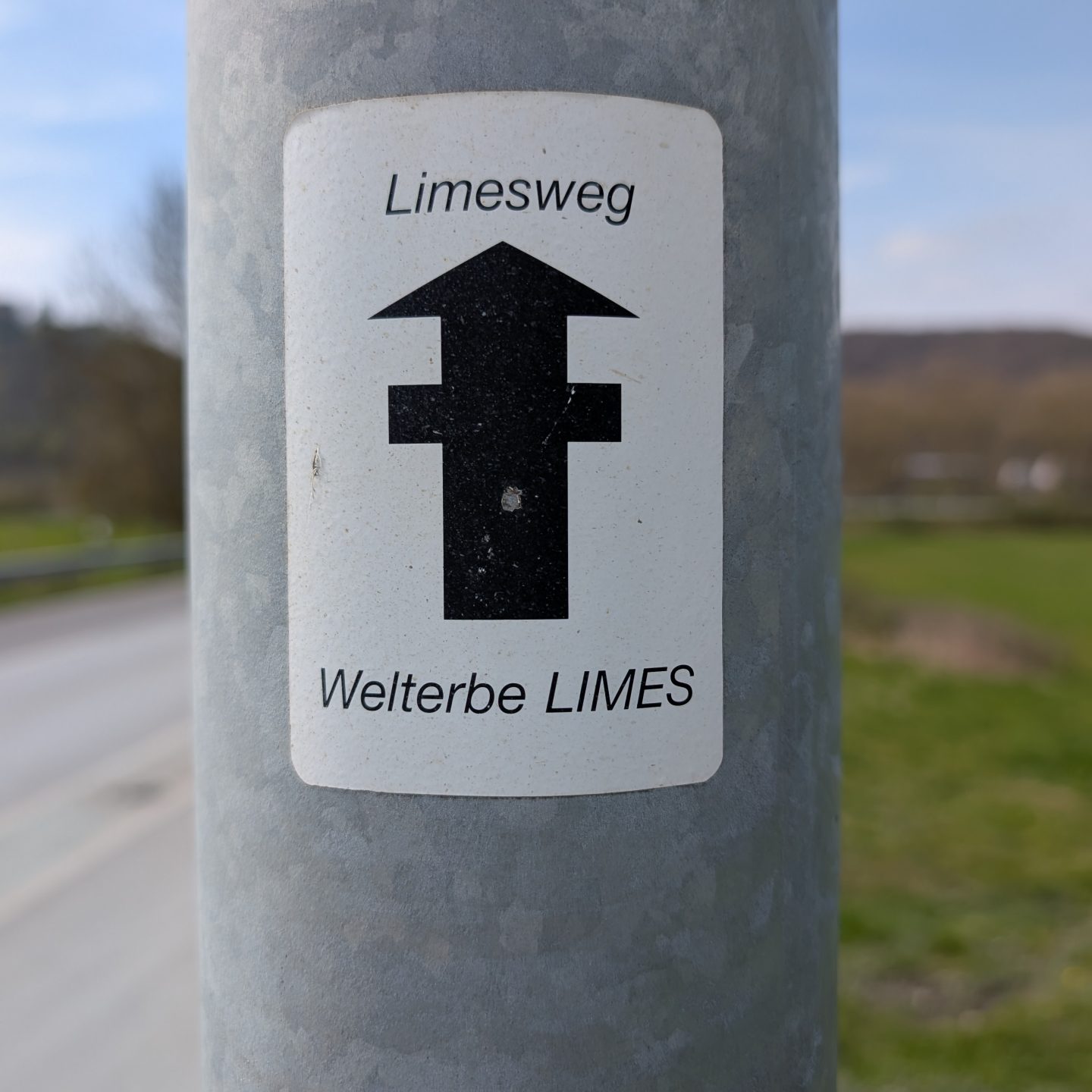 Der östliche Limeswanderweg von Rheinbrohl am Rhein nach Eining an der Donau